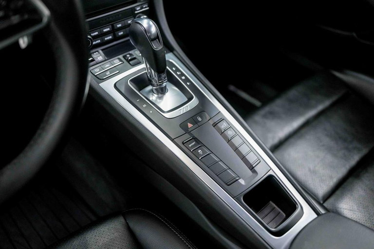 Porsche 718 Cayman