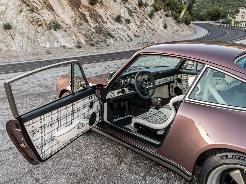 Porsche 911 Reimagined by Singer