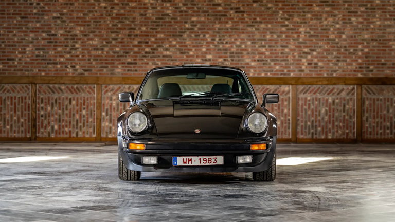 Porsche 911 Turbo 3.3