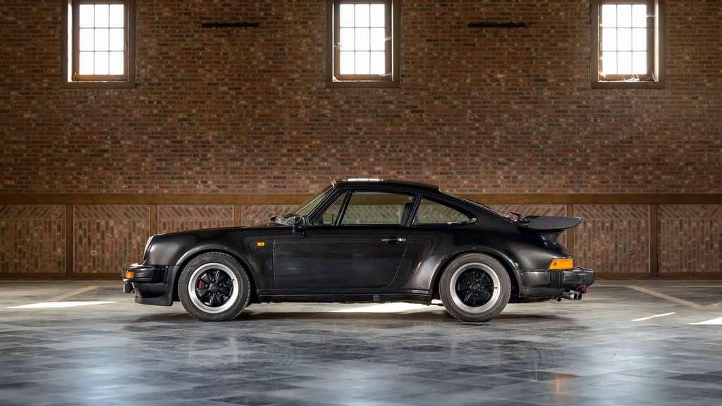 Porsche 911 Turbo 3.3