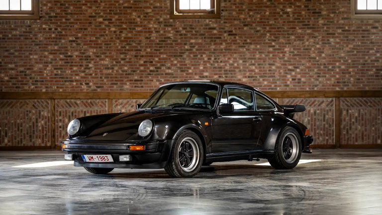 Porsche 911 Turbo 3.3