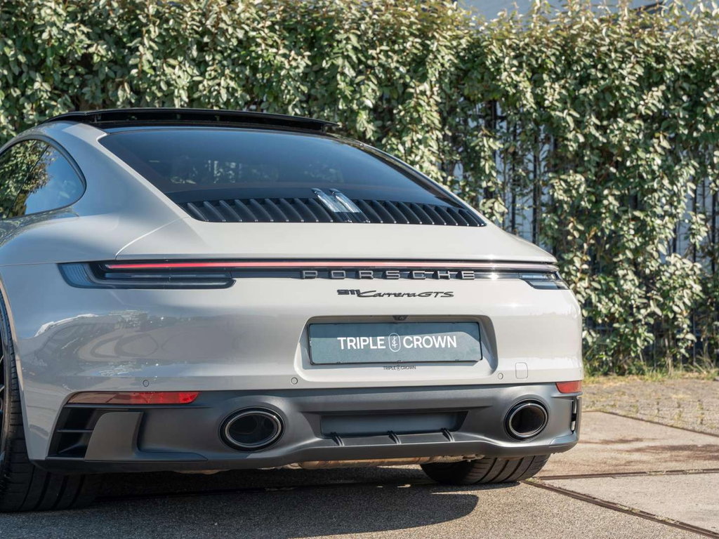 Porsche 992 Carrera GTS