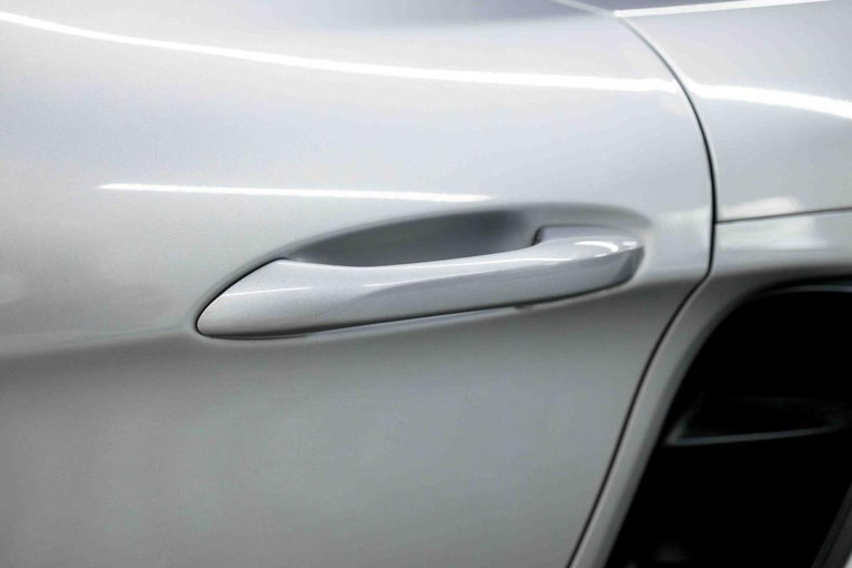 Porsche 718 Cayman