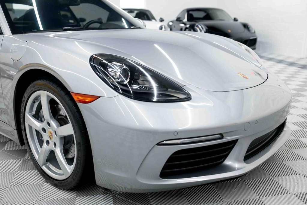 Porsche 718 Cayman