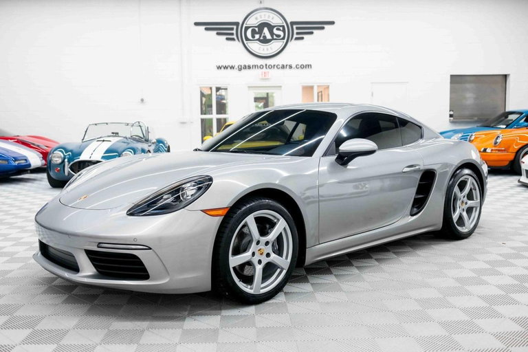 Porsche 718 Cayman
