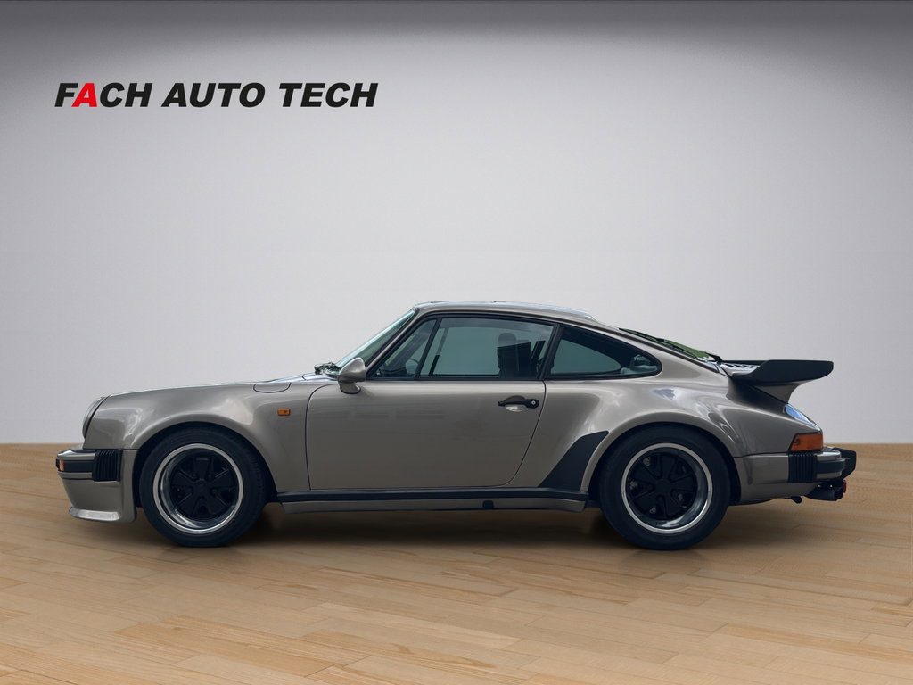 Porsche 911 Turbo 3.3