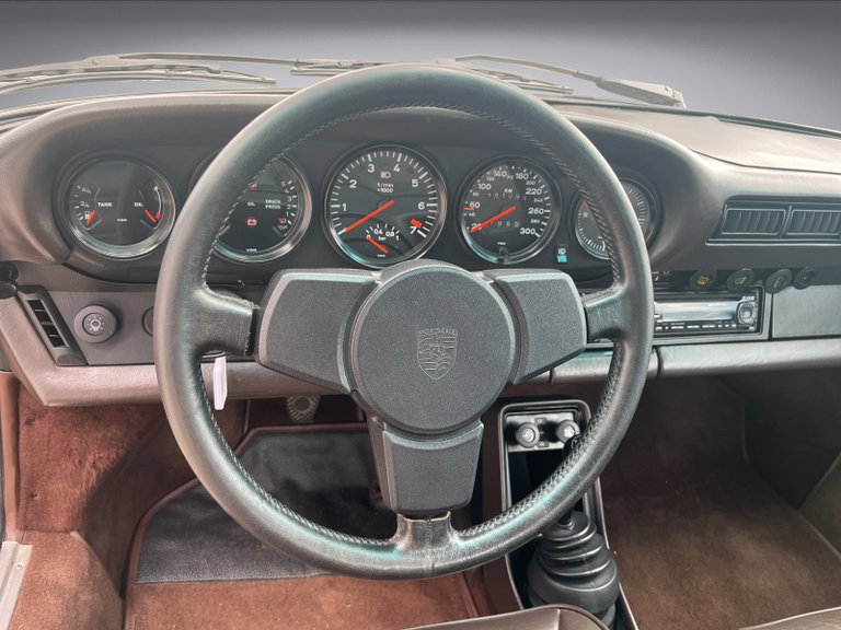 Porsche 911 Turbo 3.3