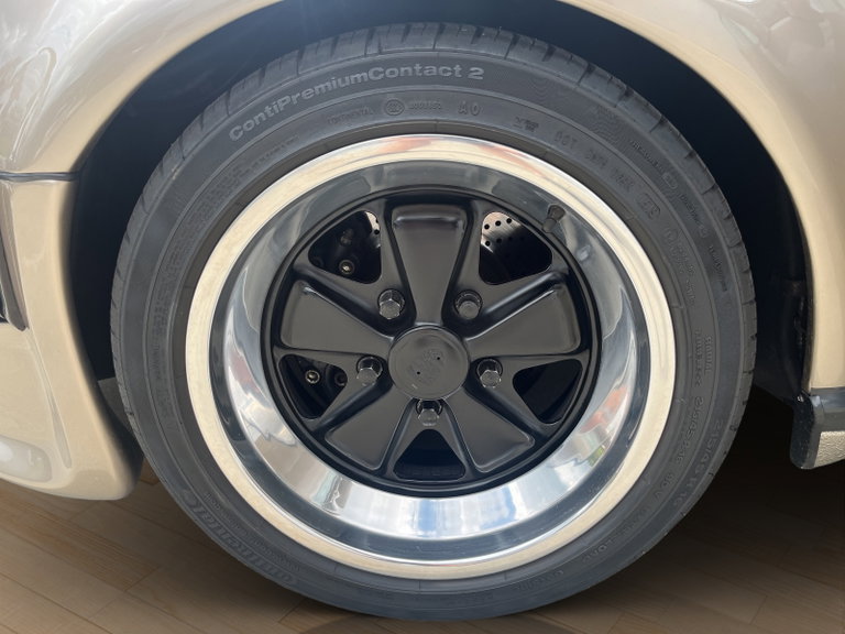 Porsche 911 Turbo 3.3