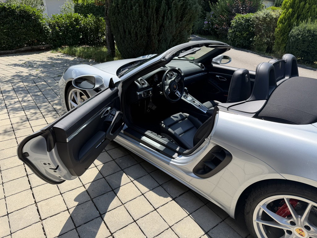 Porsche 718 Boxster