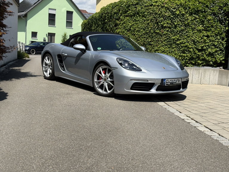 Porsche 718 Boxster