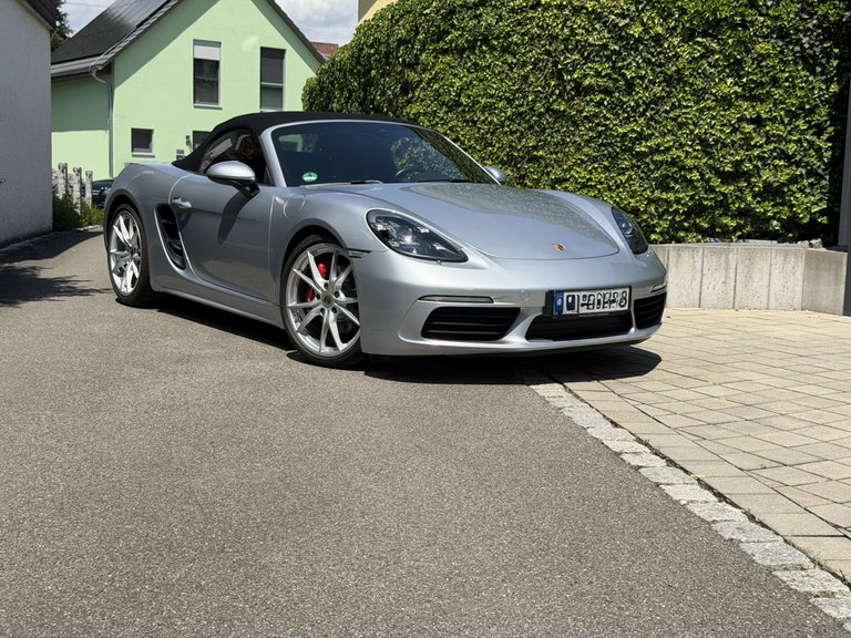 Porsche 718 Boxster