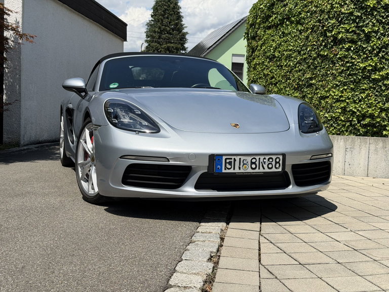 Porsche 718 Boxster