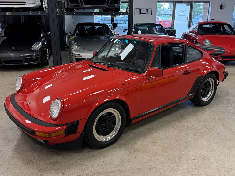 Porsche 911 Carrera 3.2