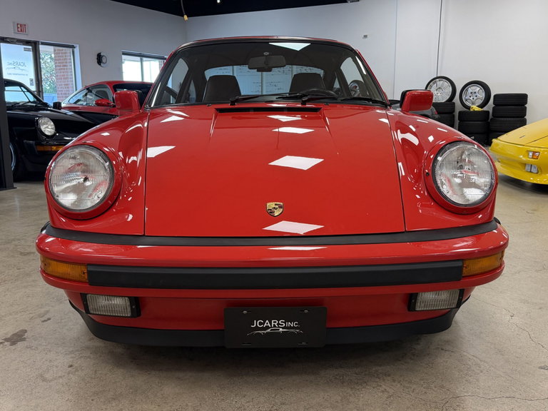 Porsche 911 Carrera 3.2