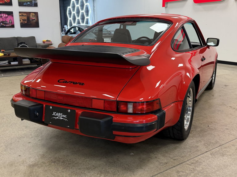 Porsche 911 Carrera 3.2