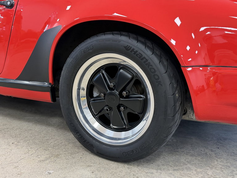 Porsche 911 Carrera 3.2