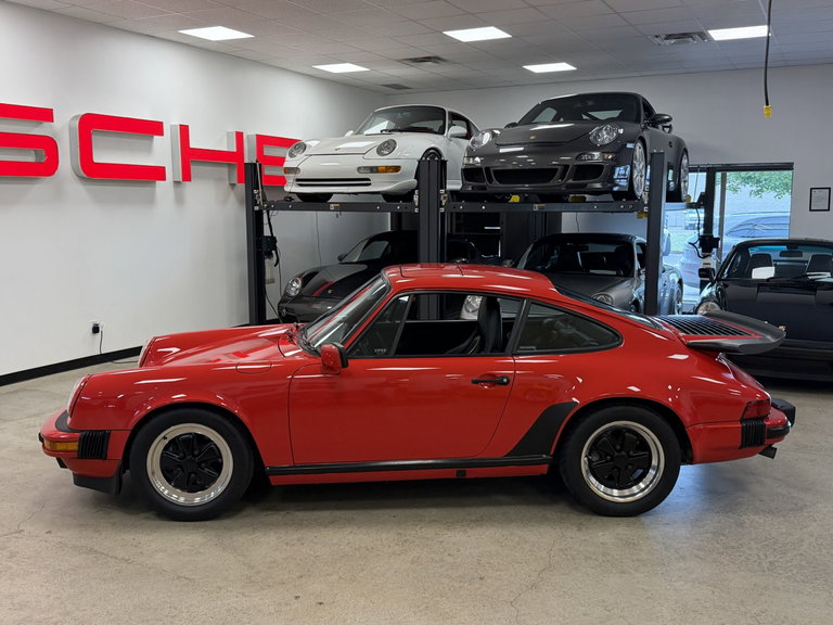 Porsche 911 Carrera 3.2