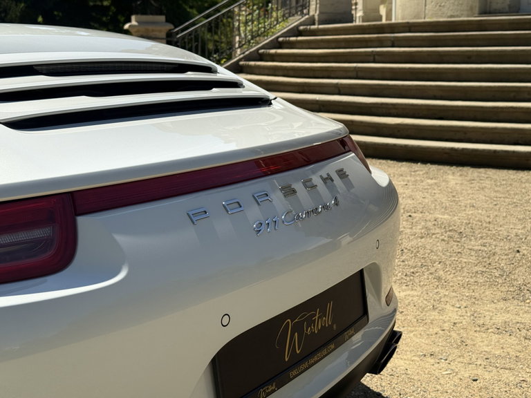 Porsche 991 Carrera 4