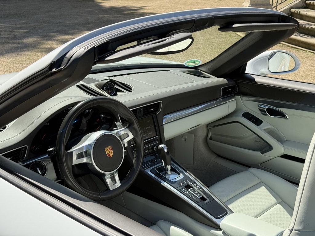Porsche 991 Carrera 4