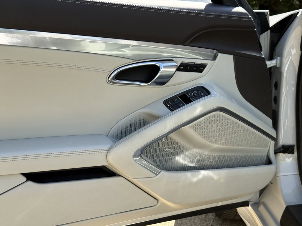 Porsche 991 Carrera 4