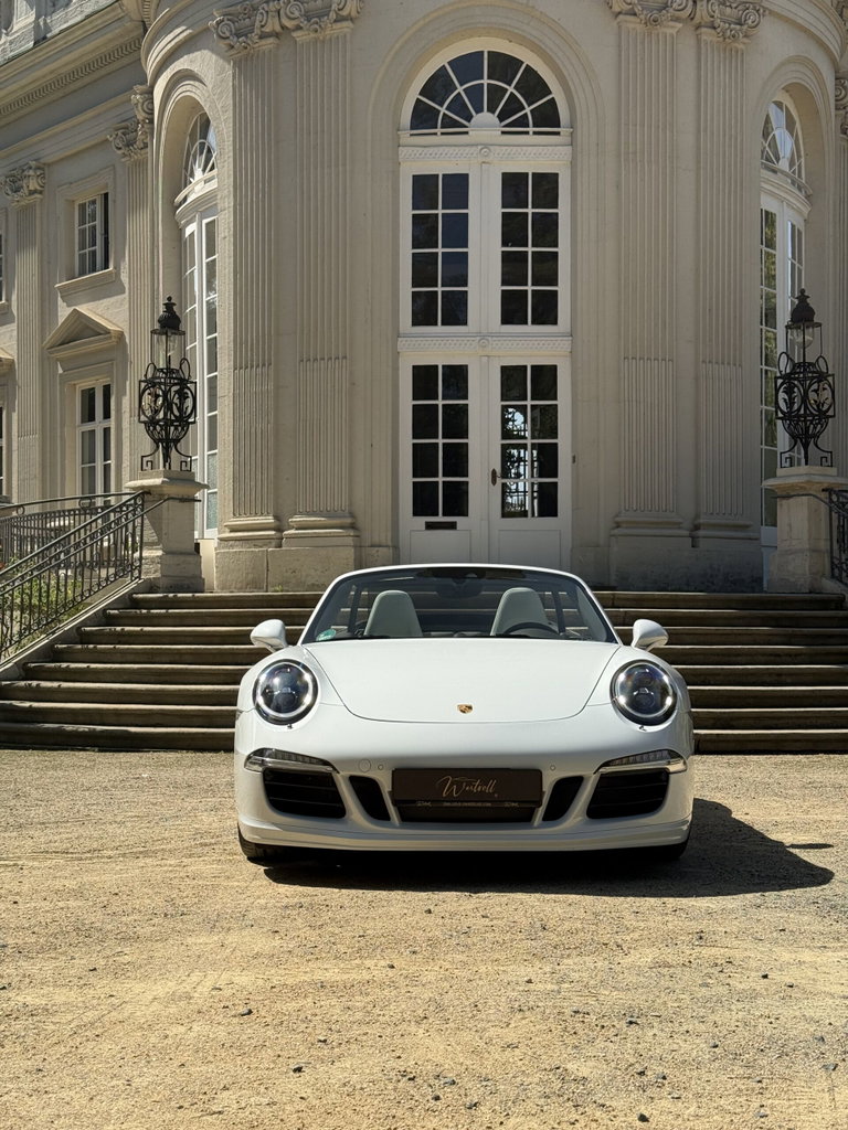 Porsche 991 Carrera 4