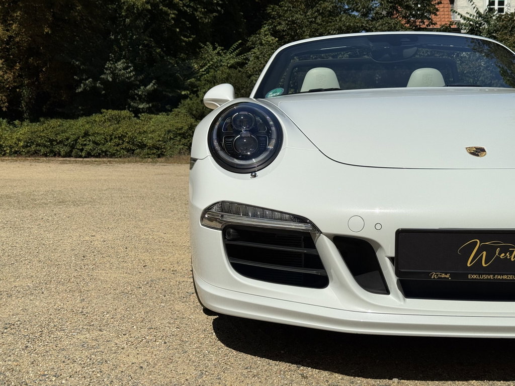 Porsche 991 Carrera 4