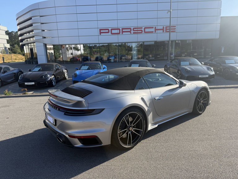 Porsche 992 Turbo