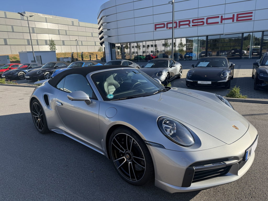 Porsche 992 Turbo