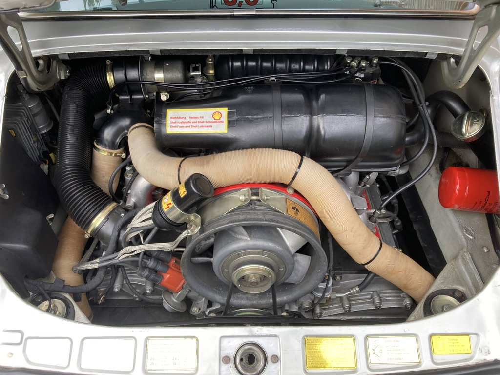Porsche 911 Carrera 3.0