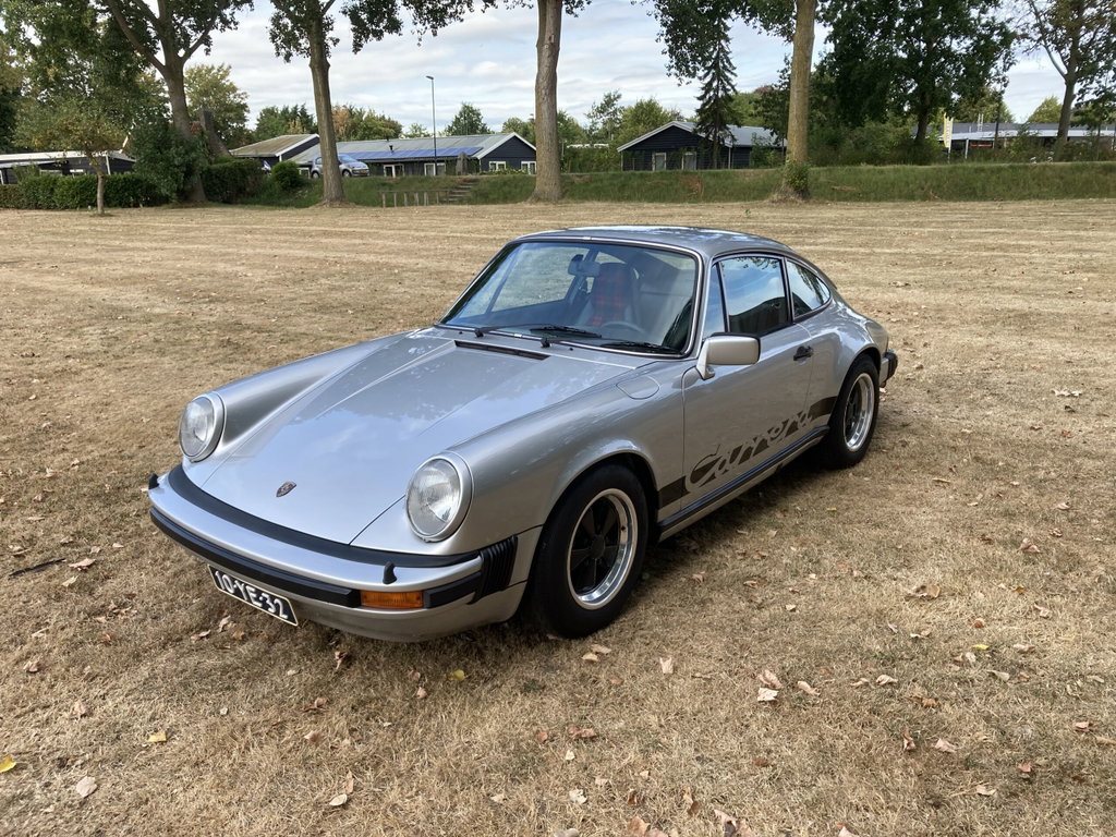 Porsche 911 Carrera 3.0