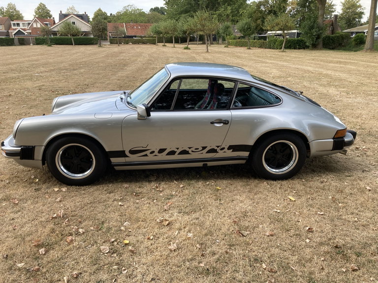 Porsche 911 Carrera 3.0