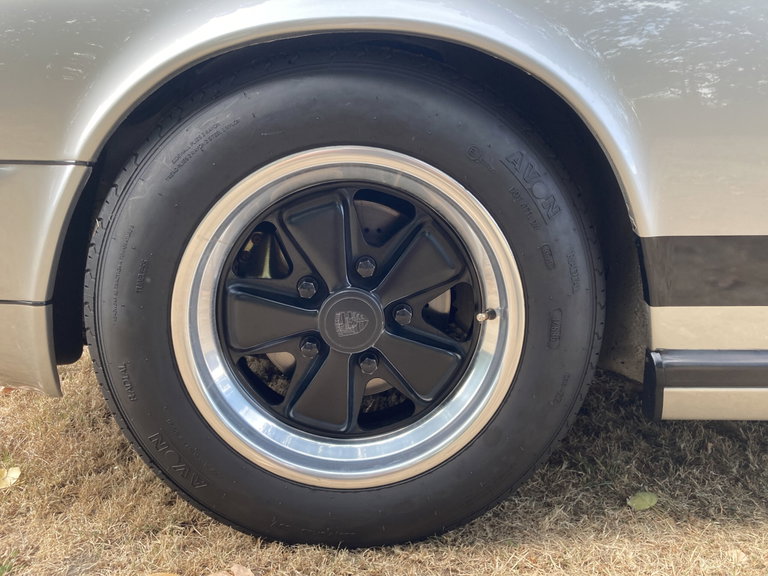 Porsche 911 Carrera 3.0