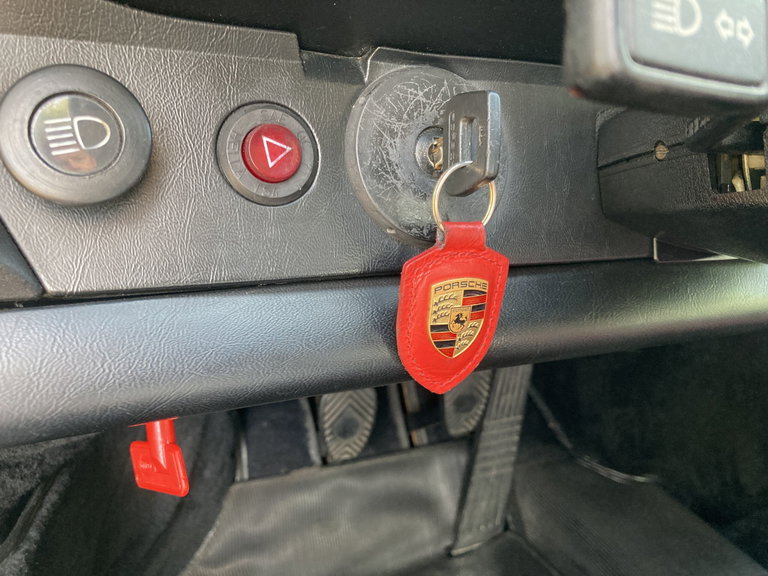 Porsche 911 Carrera 3.0