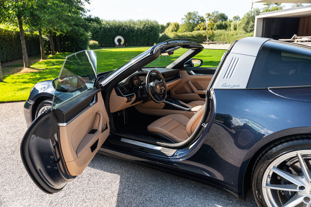 Porsche 992 Targa 4