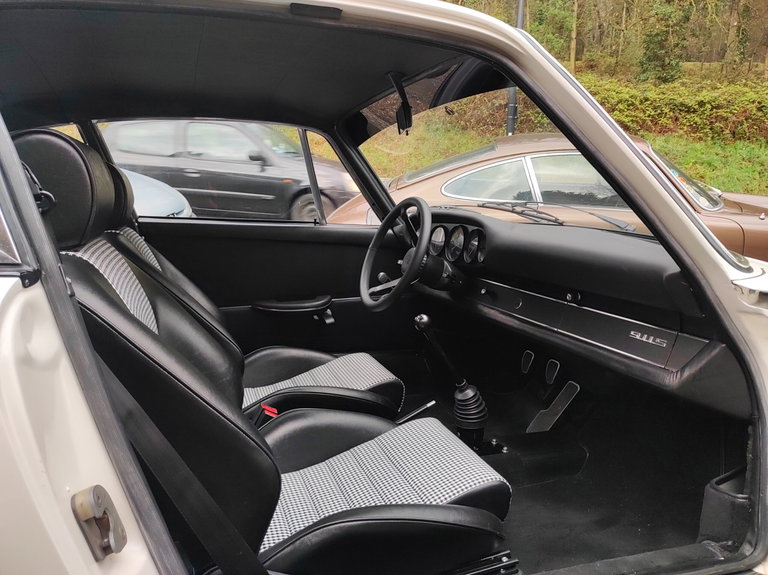 Porsche 911 Backdate