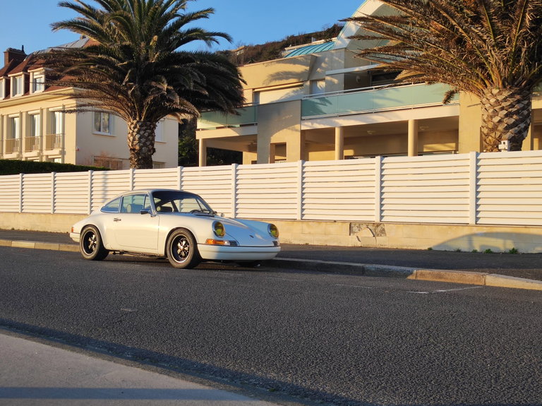 Porsche 911 Backdate