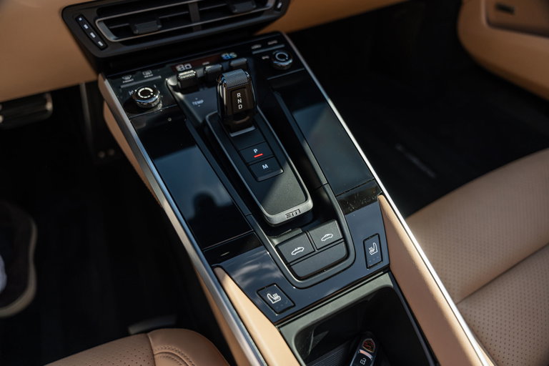 Porsche 992 Targa 4