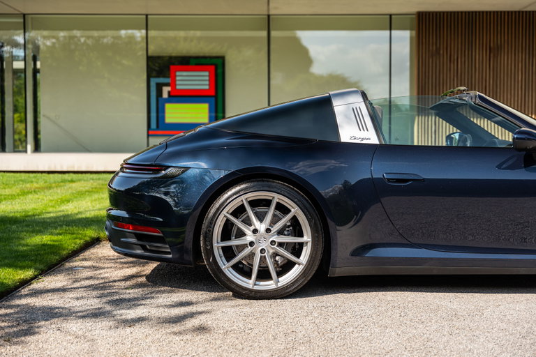 Porsche 992 Targa 4