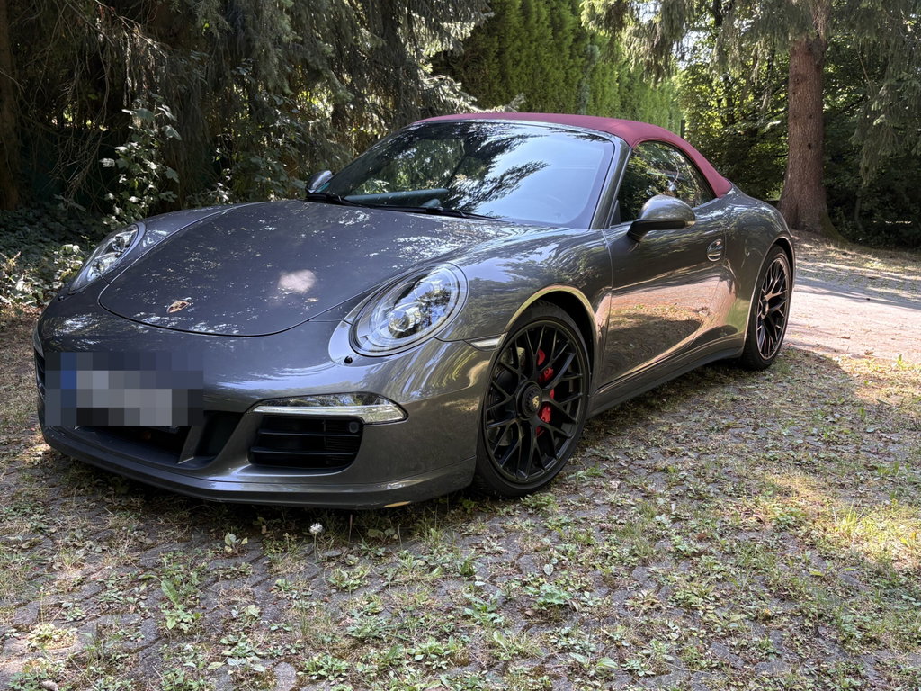 Porsche 991 Carrera 4 GTS