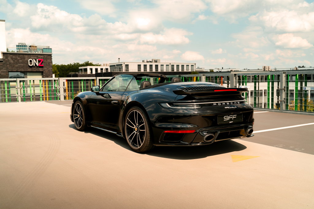 Porsche 992 Turbo S