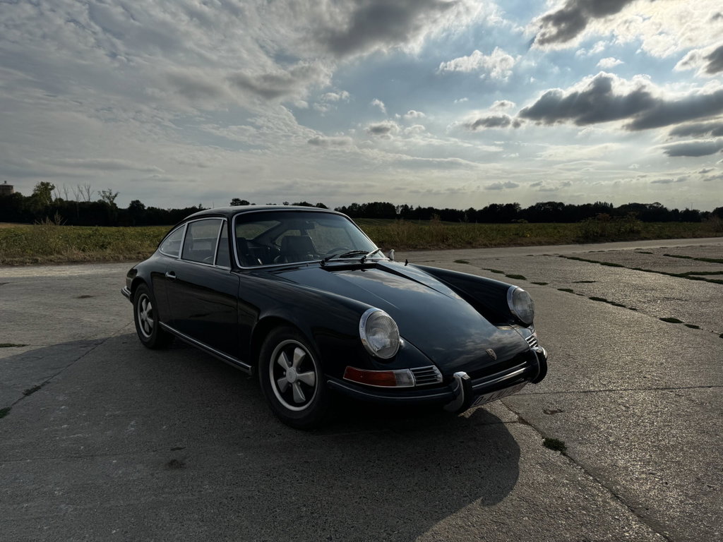 Porsche 911 E