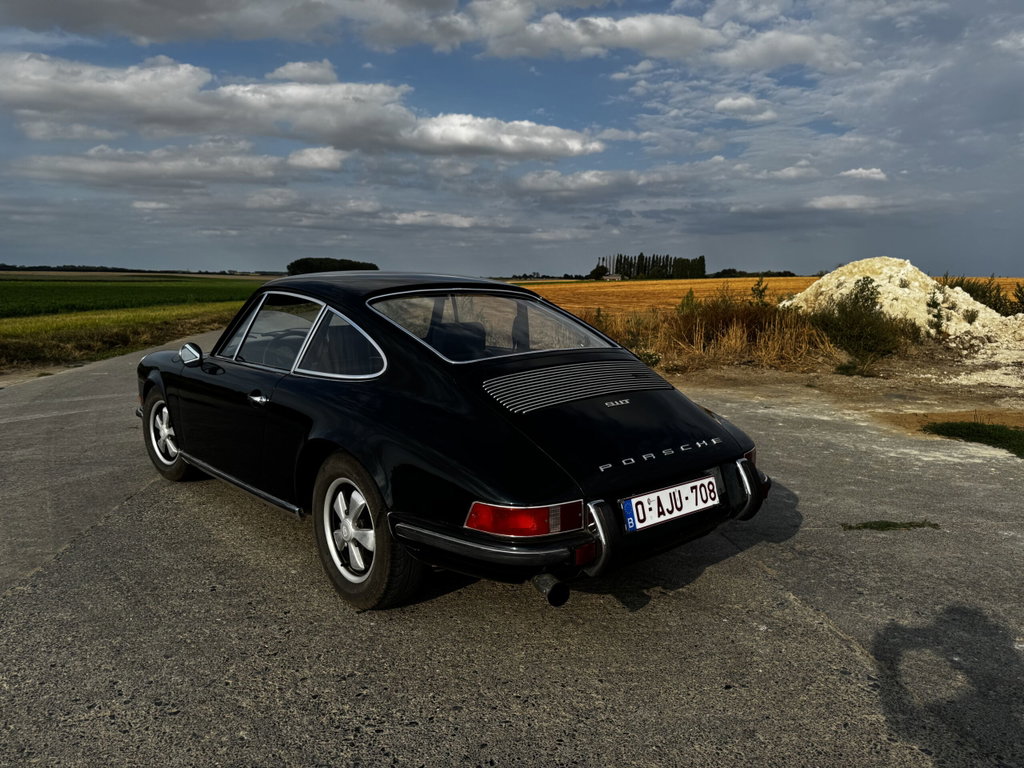Porsche 911 E
