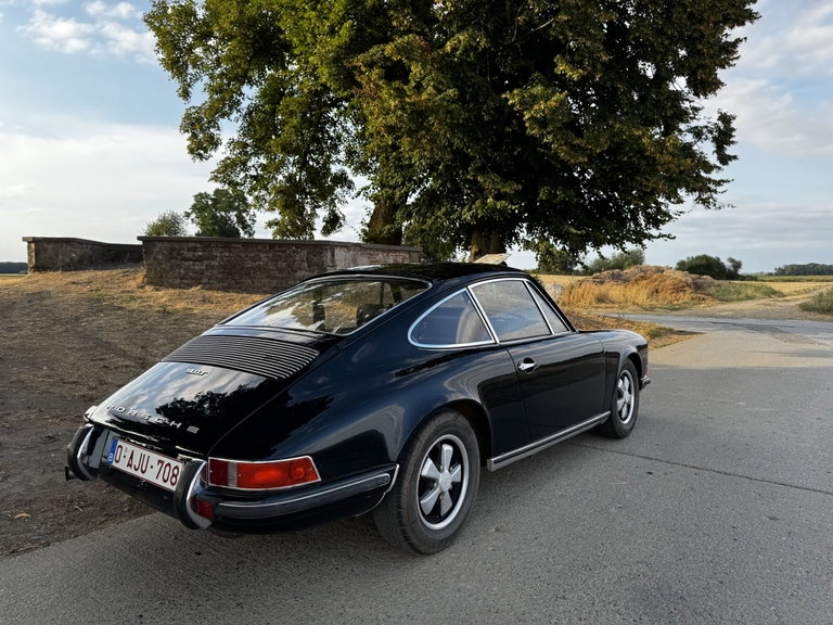 Porsche 911 E