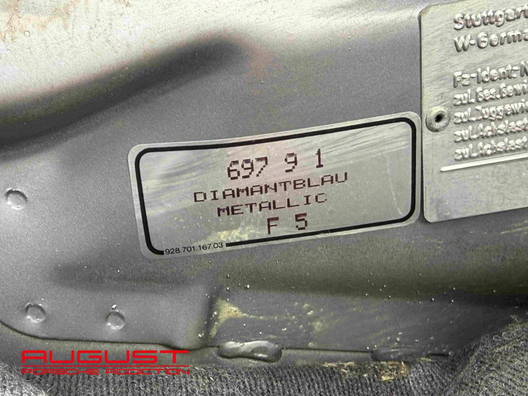 Porsche 911 Carrera 3.2 “25 Jahre 911”