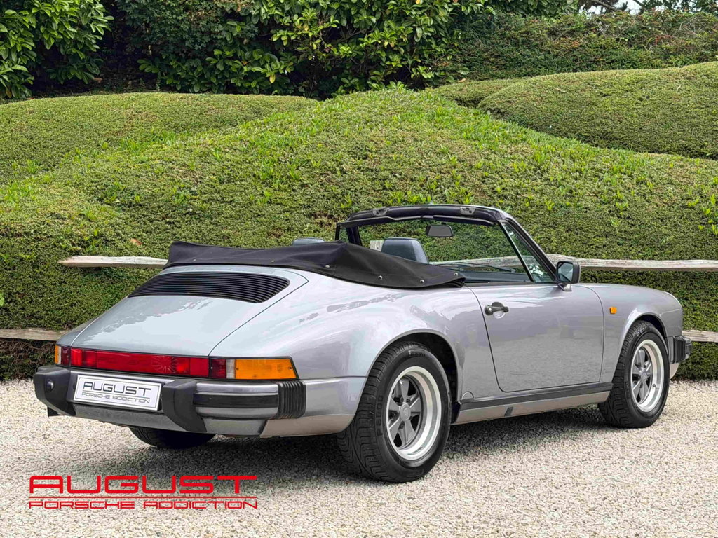 Porsche 911 Carrera 3.2 “25 Jahre 911”