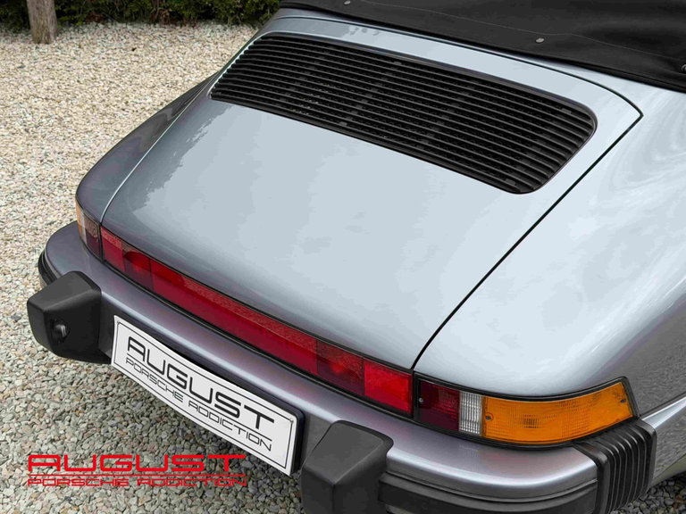 Porsche 911 Carrera 3.2 “25 Jahre 911”