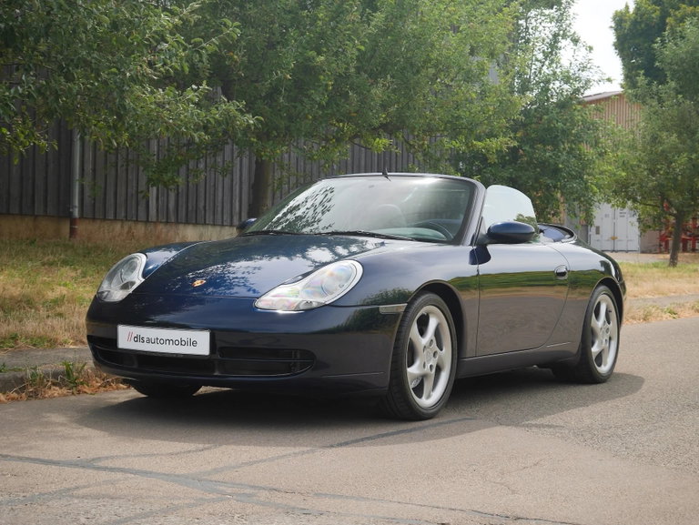 Porsche 996 Carrera 4