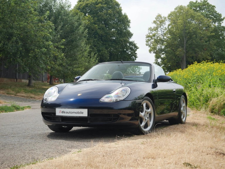 Porsche 996 Carrera 4