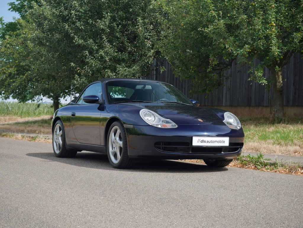 Porsche 996 Carrera 4