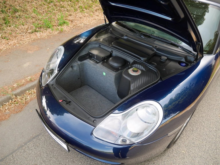 Porsche 996 Carrera 4